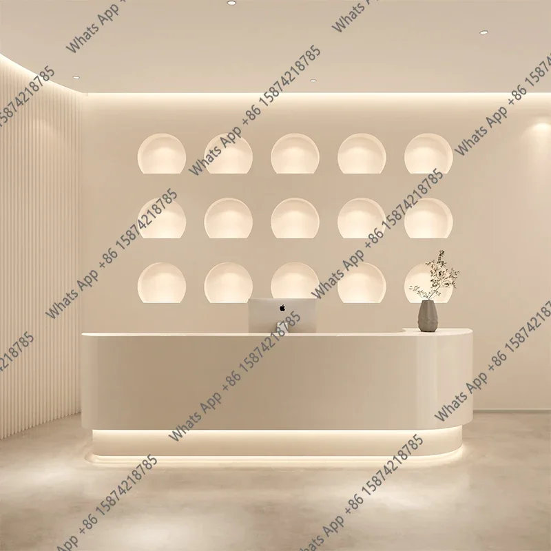 Office Furniture Store - 이씨 의류 매장 접수 데스크 로고